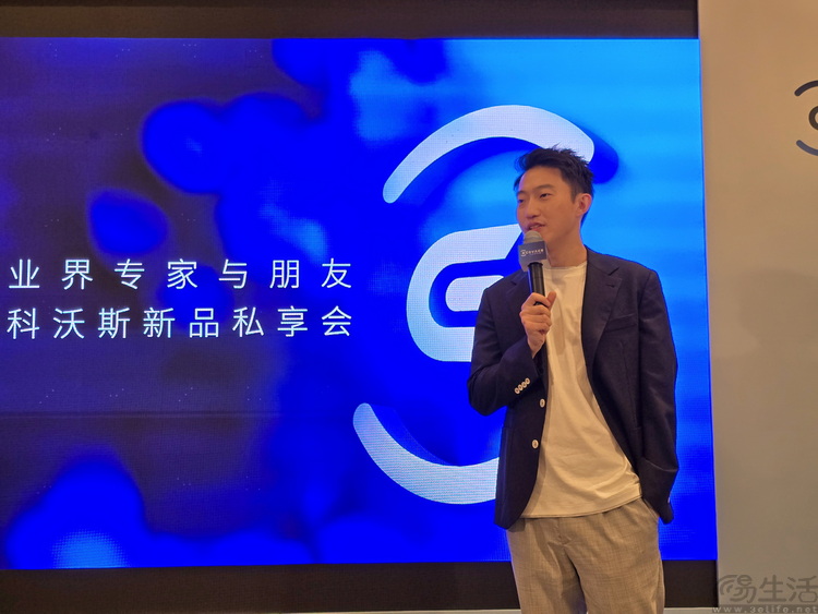 将洗地机“塞”进机器人里，科沃斯不只要做技术先锋
