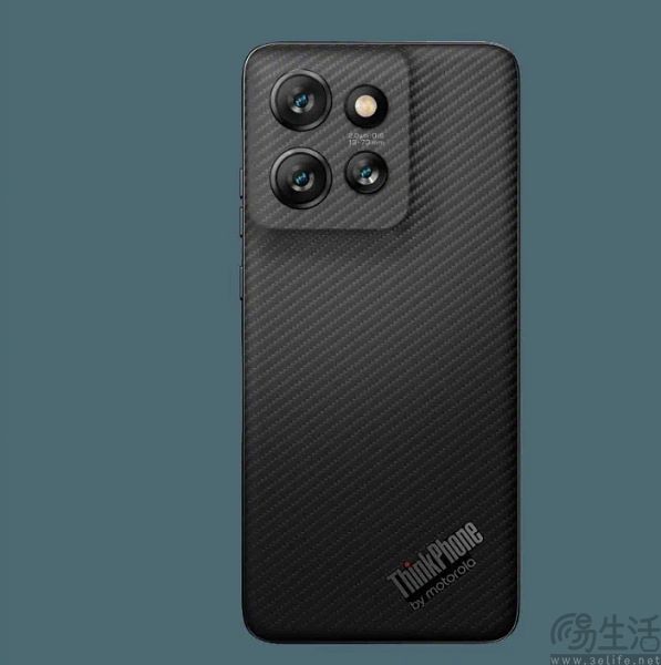 moto ThinkPhone 2025亮相，芳纶纤维机身引人瞩目