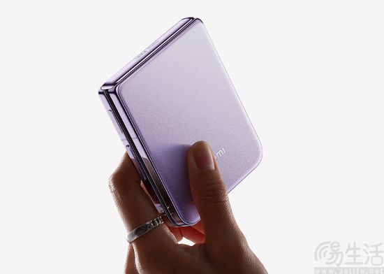 折叠屏手机形态变化固然重要，但生态完善更为关键
