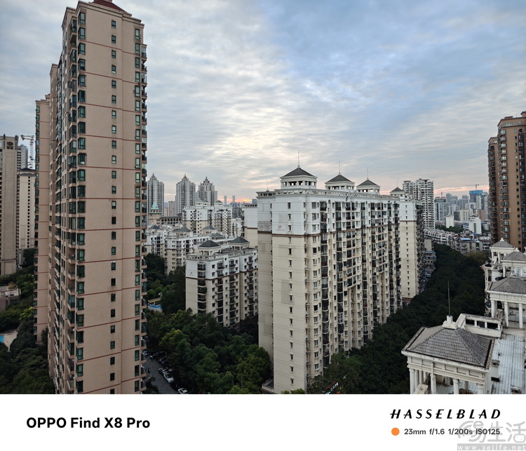 OPPO Find X8 Pro首发评测： 轻薄抓拍神器，人像氛围大师