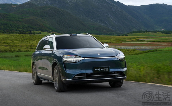 问界M9大五座实拍 或将成为50万以上车型的销冠 问界M9大五座实拍 或将成为50万以上车型的销冠