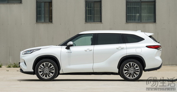 13411967098202.jpg 02.jpg