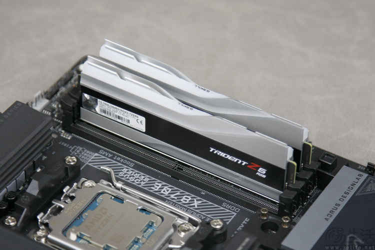 X3D黑科技带来压倒性帧率优势！AMD锐龙7 9800X3D首测
