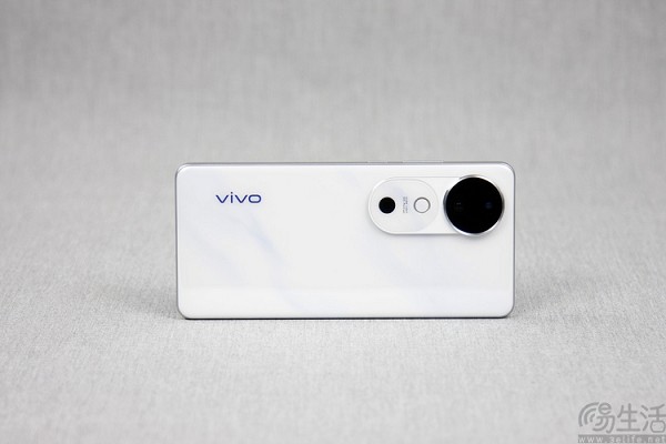 疑似vivo S20 Pro通过3C认证，或支持90W快充