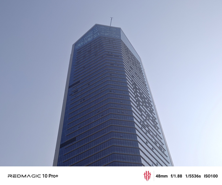 红魔10 Pro+评测：最炫酷的全面屏、只为玩家而生