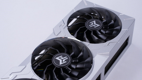 评测|影驰GeForce RTX 4070Ti SUPER金属大师Plus OC显卡