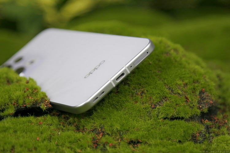 OPPO Reno13 Pro首发评测：它很美，但更是足够强大好玩