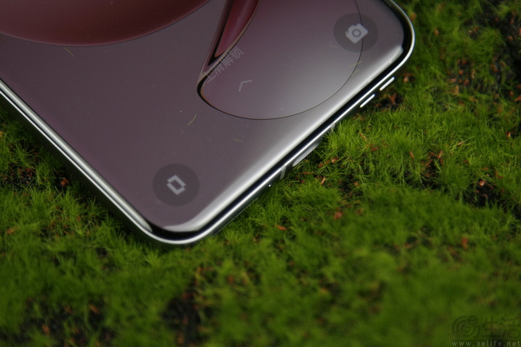 OPPO Reno13 Pro首发评测：它很美，但更是足够强大好玩