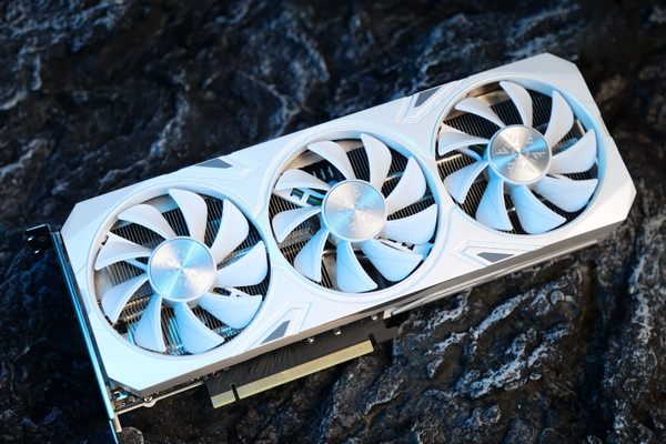 ​《DUCKSIDE》，耕升GeForce RTX 4060 Ti踏雪带你鸭生大逃杀