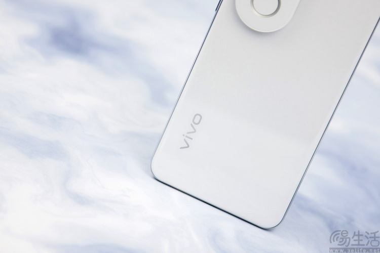 vivo S20首测：是轻薄小直屏、更是冬日玩乐好“搭子”