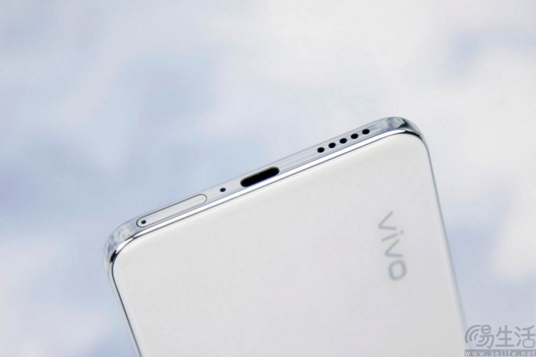 vivo S20首测：是轻薄小直屏、更是冬日玩乐好“搭子”