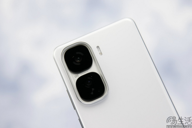 iQOO Neo10 Pro首发评测：纯粹性能享受，好玩的旗舰之选