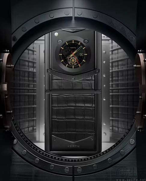 Vertu小折叠新RONFLIP上线,主打瑞士奢华手表风格 Vertu小折叠新RONFLIP上线,主打瑞士奢华手表风格