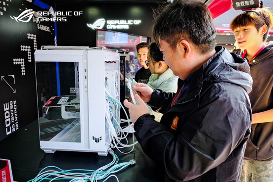 ROG DAY 2024 星城狂欢，燃爆湘江