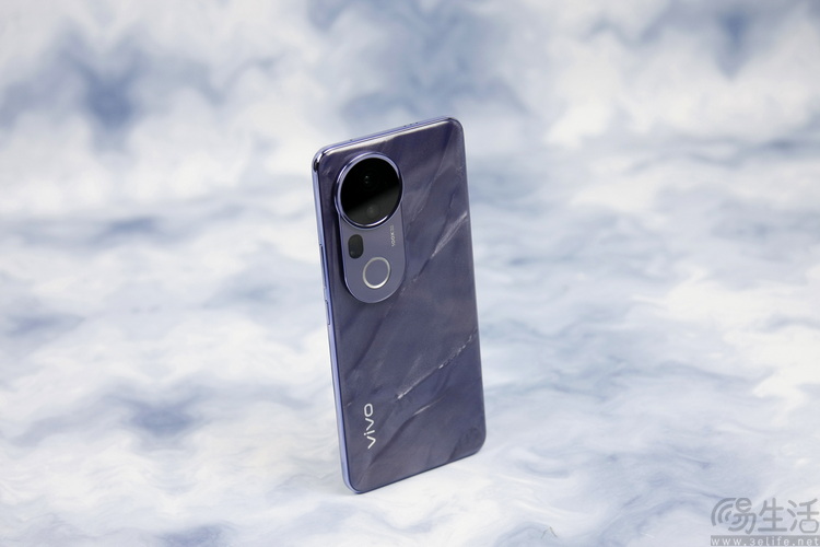 vivo S20 Pro评测，不仅时尚，更像是轻薄款全能旗舰