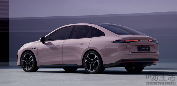 埃安11月销量42301辆 其中埃安RT月销11811辆