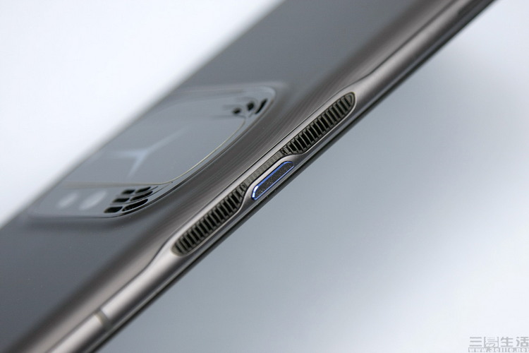 “欧加系”要做硬核游戏手机,但这个市场还有机会吗 “欧加系”要做硬核游戏手机,但这个市场还有机会吗