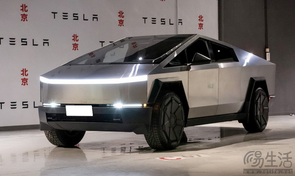 特斯拉赛博越野旅行车配三电机 续航618公里