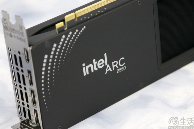 Intel ARC B580评测：次世代蓝厂独显，这次更懂人心  