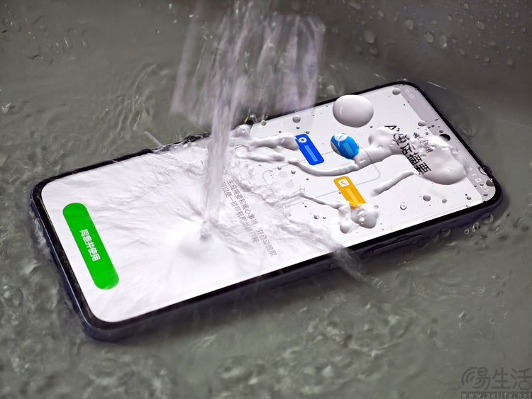 又美又亲民的OPPO A5 Pro，革了“硬核三防机”的命