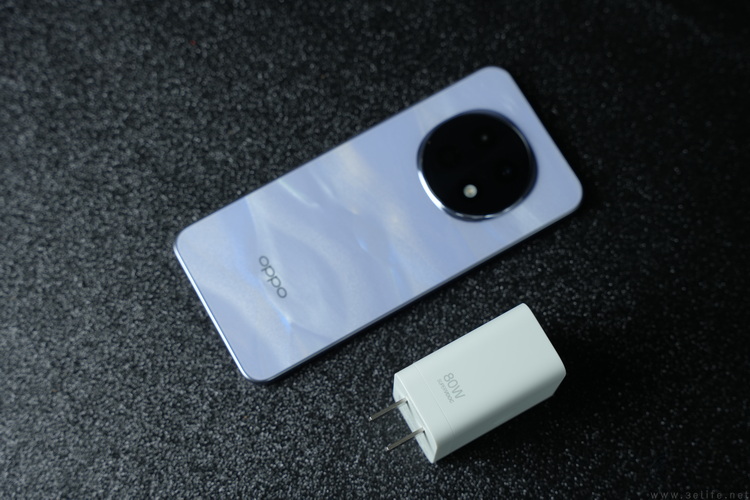 又美又亲民的OPPO A5 Pro，革了“硬核三防机”的命