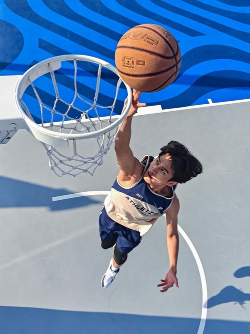 一加Ace 5系列双品齐发，正式开启行业性能新篇章