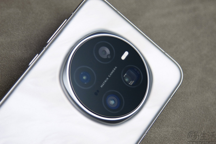 1英寸的超大底，似乎又不被手机厂商们喜爱了？