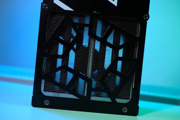 更快更强更AI，影驰GeForce RTX 5090 D大将评测