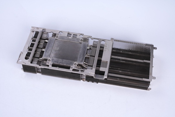 更快更强更AI，影驰GeForce RTX 5090 D大将评测