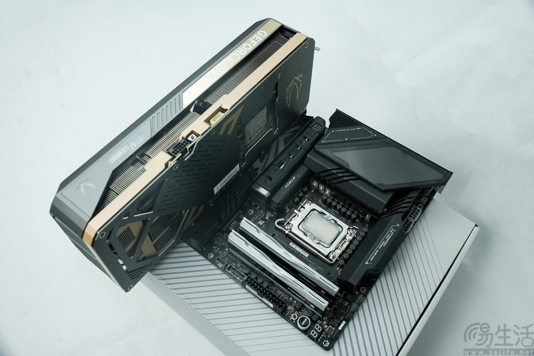 索泰RTX5090D 32GB Solid OC评测：开年核弹