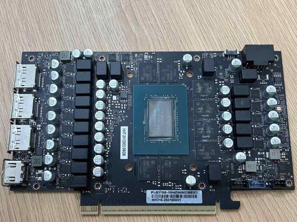 DLSS 4性能全力冲锋,耕升GeForce RTX 5080炫光OC值得拥有 DLSS 4性能全力冲锋,耕升GeForce RTX 5080炫光OC值得拥有