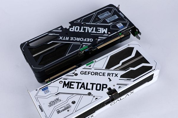 支持DLSS4，从“新”出发|影驰RTX 5080金属大师OC系列测评
