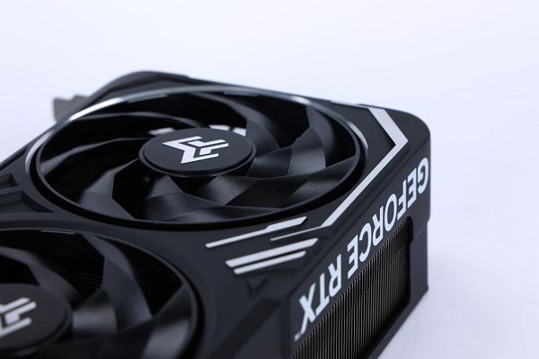 支持DLSS4，从“新”出发|影驰RTX 5080金属大师OC系列测评