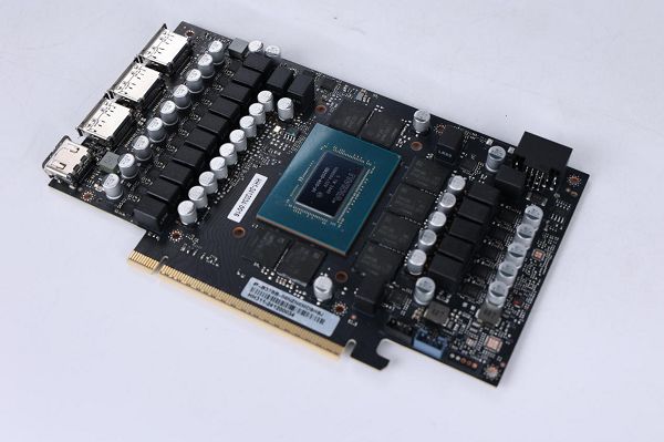 支持DLSS4，从“新”出发|影驰RTX 5080金属大师OC系列测评