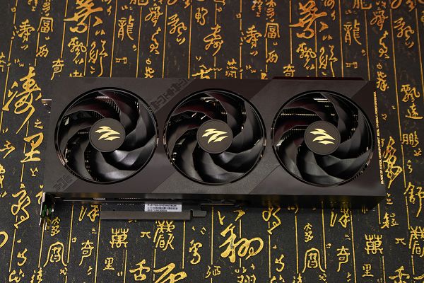 DLSS 4携手影驰GeForce RTX 5080魔刃,解封性能超越上代卡皇 DLSS 4携手影驰GeForce RTX 5080魔刃,解封性能超越上代卡皇