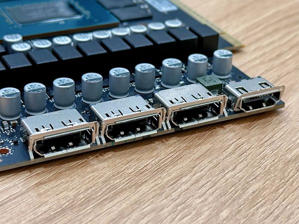 DLSS 4携手影驰GeForce RTX 5080魔刃,解封性能超越上代卡皇 DLSS 4携手影驰GeForce RTX 5080魔刃,解封性能超越上代卡皇