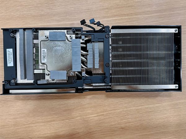 DLSS 4携手影驰GeForce RTX 5080魔刃,解封性能超越上代卡皇 DLSS 4携手影驰GeForce RTX 5080魔刃,解封性能超越上代卡皇