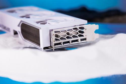 Ti有实力啦|影驰GeForce RTX 5070 Ti圣刃测评
