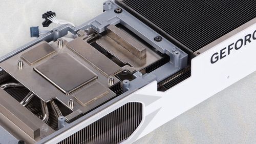 Ti有实力啦|影驰GeForce RTX 5070 Ti圣刃测评