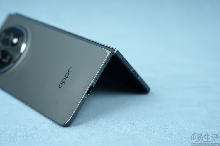 OPPO Find N5首发评测：最薄大折叠的代价，是什么