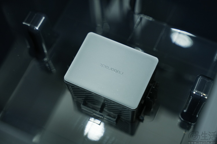 石头G30 Space探索版首测：颠覆性的清洁帮“手”