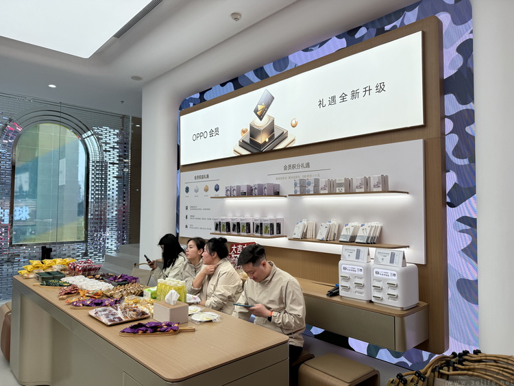 高调开设武汉旗舰店，欧加系用“年轻”重塑新零售
