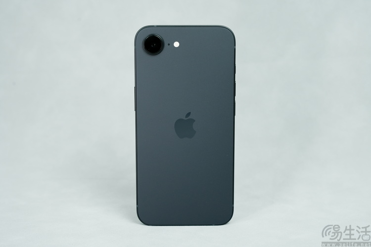 iPhone 16e评测:抛弃情怀复古，但更有性价比了