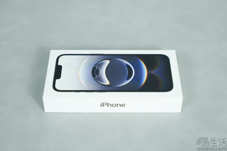 iPhone 16e评测：抛弃情怀、复古，但更有性价比