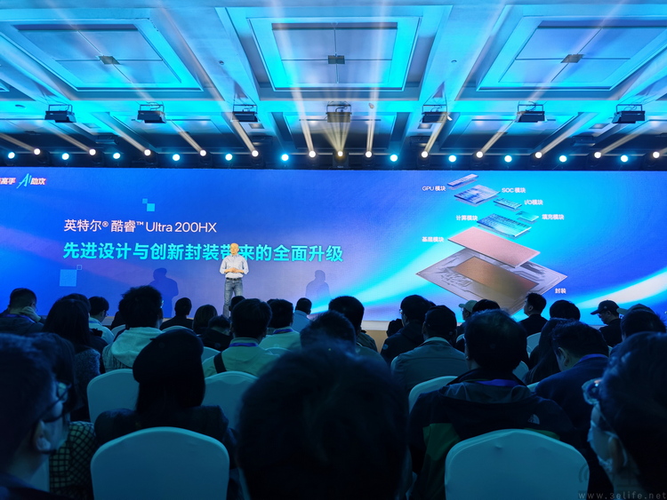 重写定义“满血”游戏本，酷睿Ultra 200HX凭什么