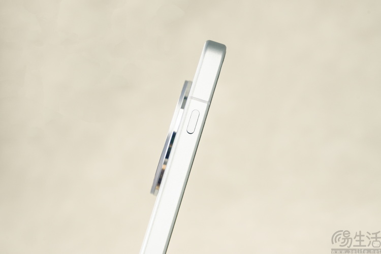 “小屏旗舰”怎么做？OPPO Find X8s给出新思路