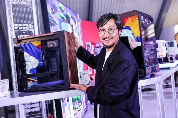2025 ROG DAY狂欢来袭，超能DIY好物爆燃登场
