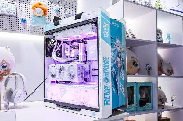2025 ROG DAY狂欢来袭，超能DIY好物爆燃登场