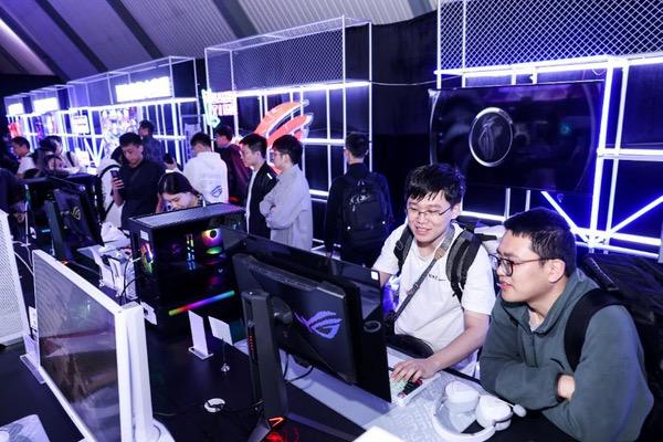 长沙 2025 ROG DAY 粉丝嘉年华盛大开启