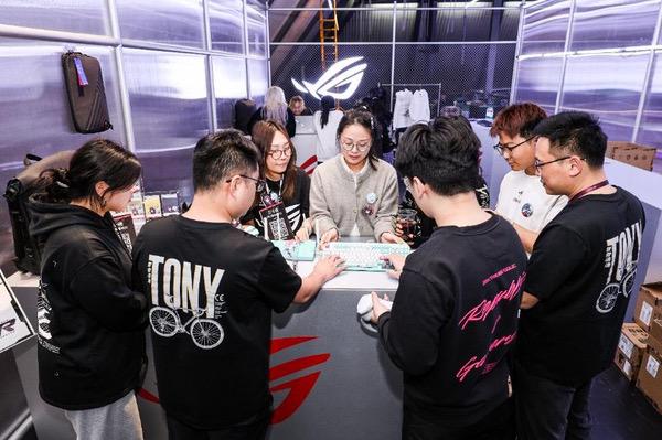 长沙 2025 ROG DAY 粉丝嘉年华盛大开启